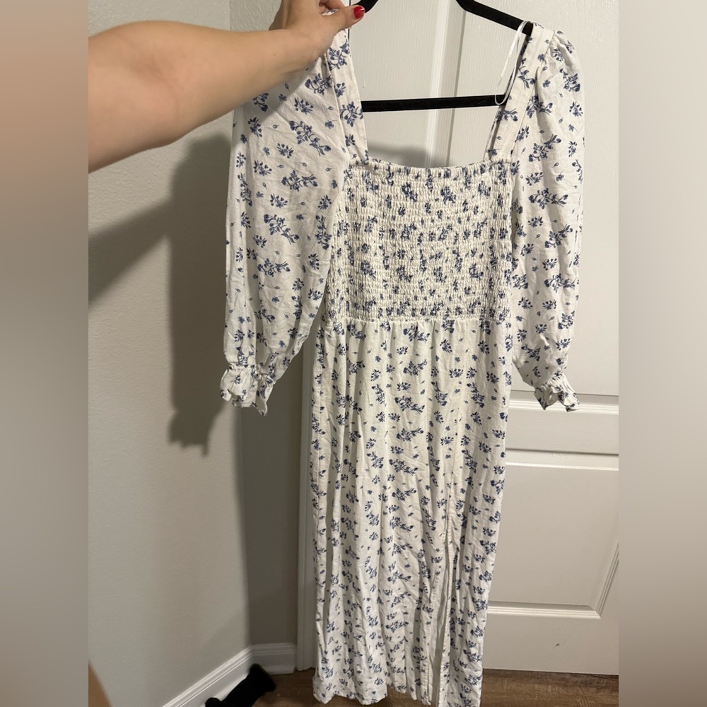 House of Harlow blue floral dresss